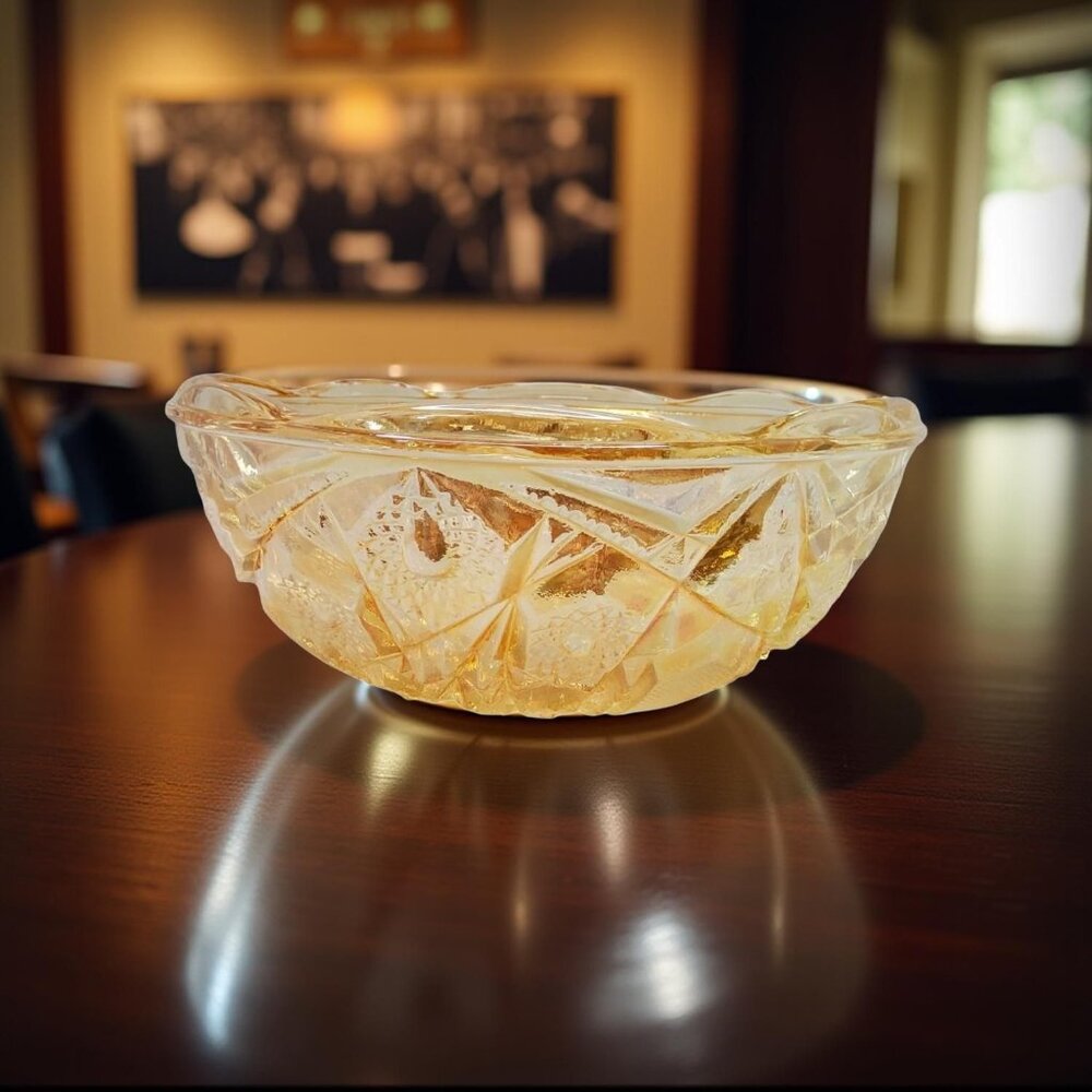 vintage 1950s-60s jeannette marigold diamond cut carnival glass bowl